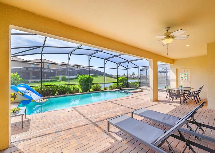 8Br Resort Home W Pool Hot Tub And Theatre Loft